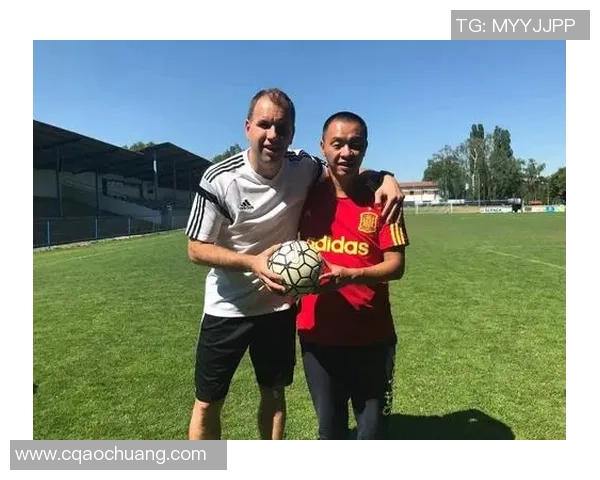 足球调侃称号大盘点谁是球场上的搞笑天才与幽默大师